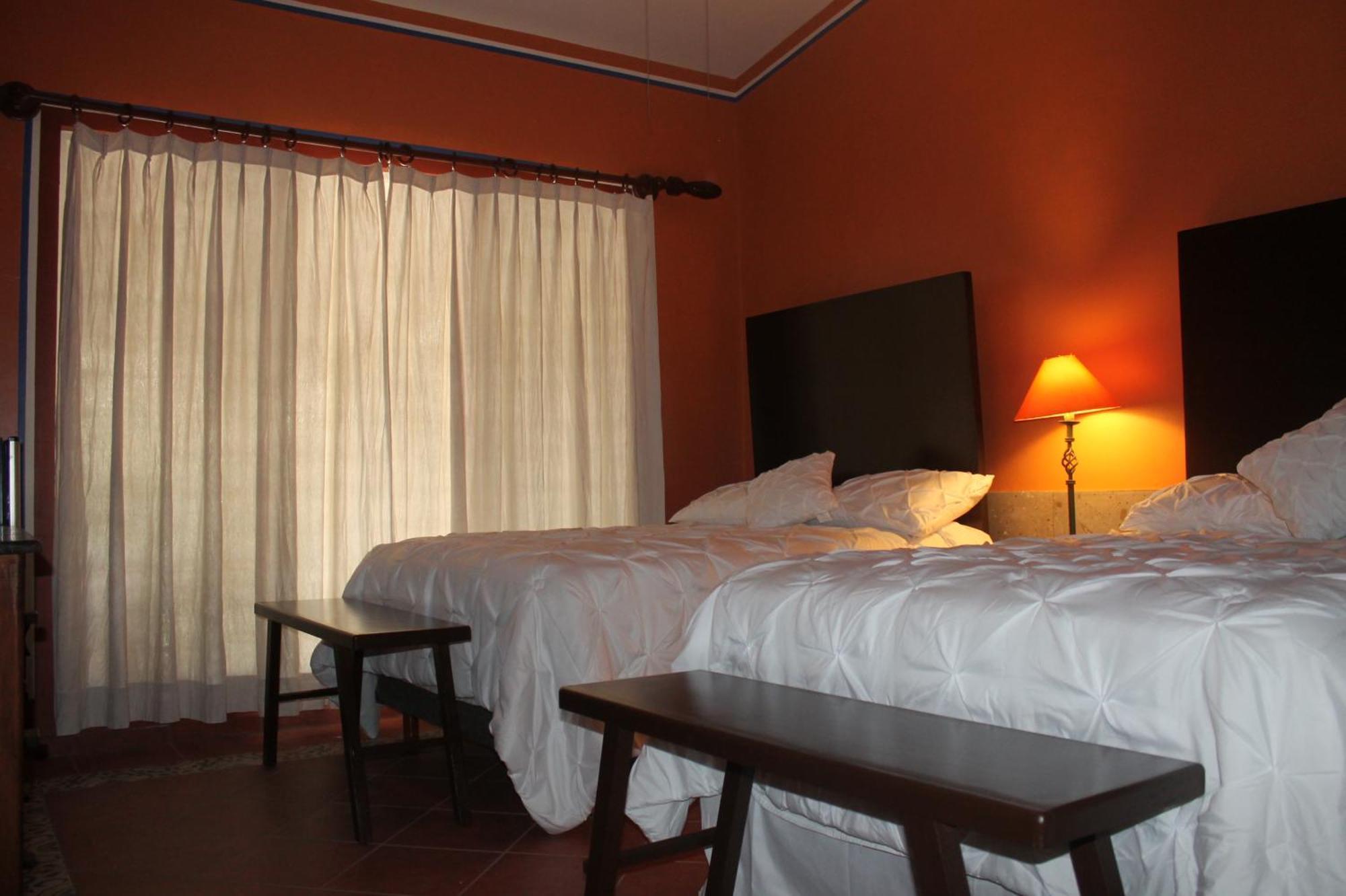 Hotel Art Gallery Casona De Los Milagros Colima Exterior foto